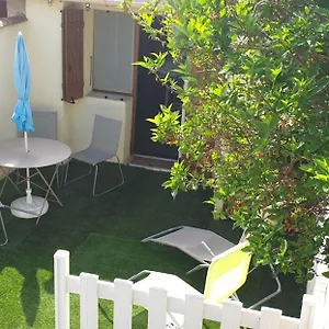 Maisonnette Jardinet Gréoux-les-Bains